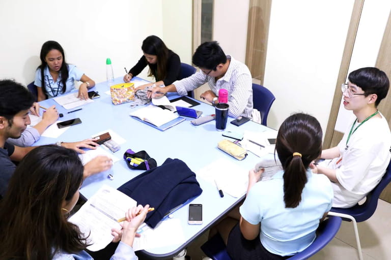 Hòa nhập môi trường quốc tế khi học tiếng Anh tại Philippines